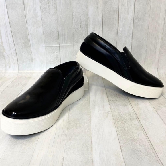**SOLD**RARE Louis Vuitton Catwalk Patent Platform Sneakers! LIKE NEW 37 1/2 - Picture 10 of 13
